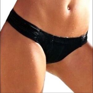 Victoria’s Secret Bikini Set